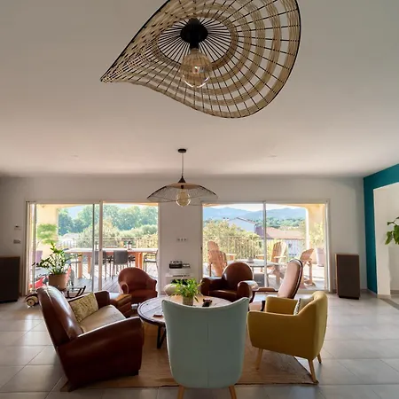 Au Calme Avec Piscine