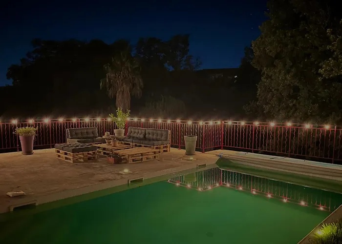 Villa Au Calme Avec Piscine *